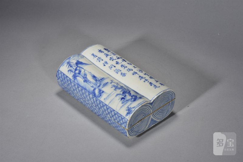 清嘉庆 青花山水诗文书卷形盒 - 图2